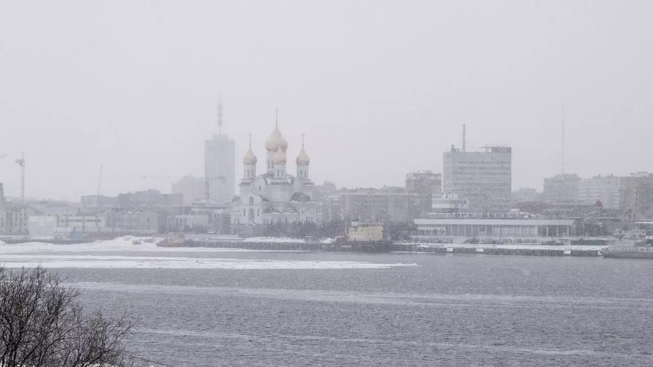 В Архангельске минус 11, там еще настоящая зима