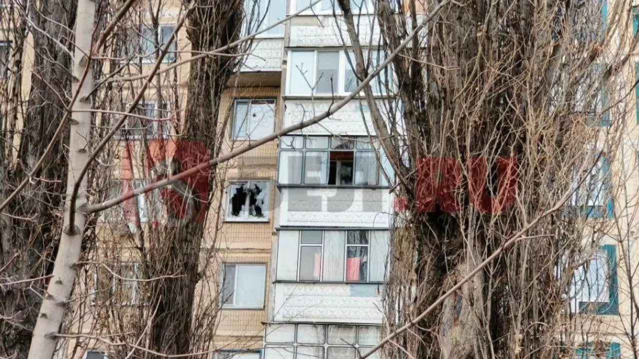 В Белгороде беспилотник врезался в жилую высотку, погиб человек