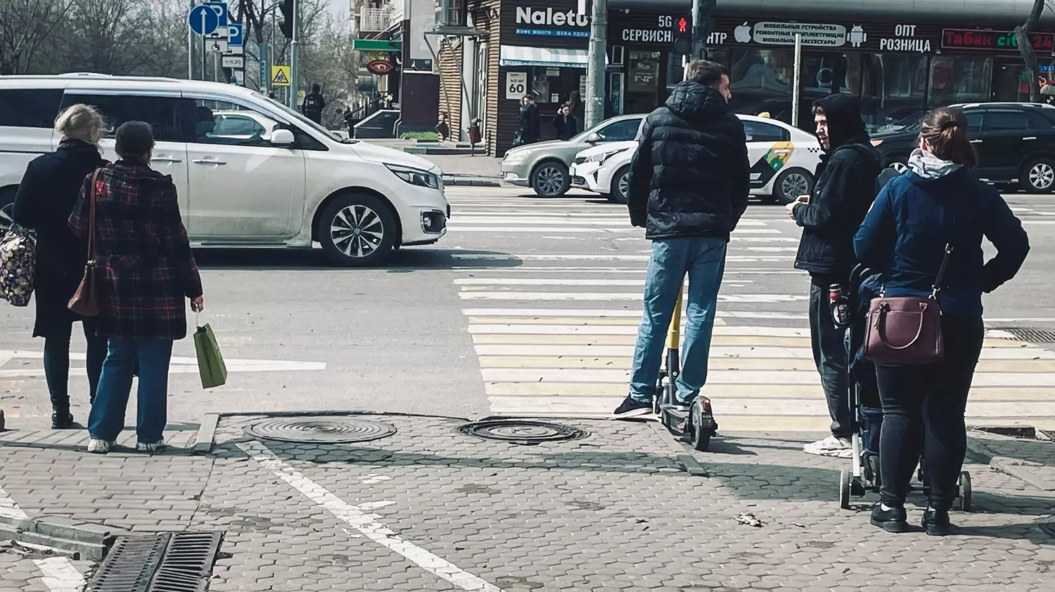 Если дело пойдет такими темпами, то на российских улицах вообще не останется пешеходов…