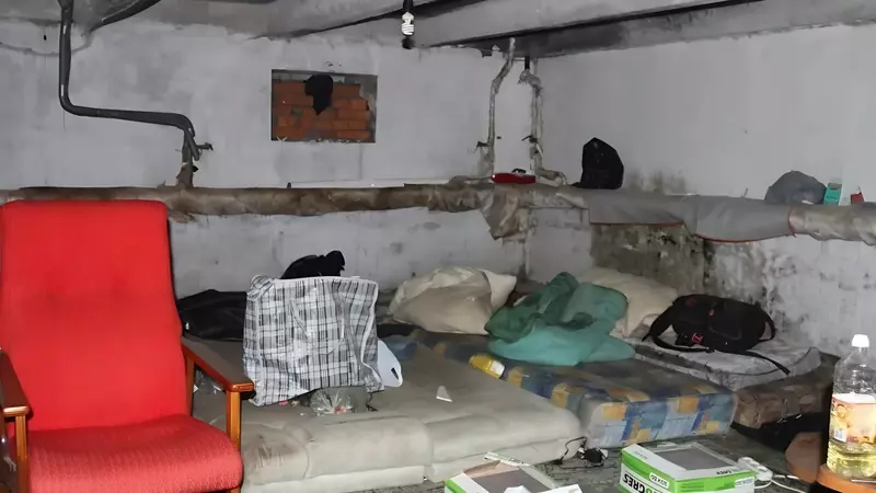 Бизнес на каморках: как в Москве подвалы многоквартирных домов превращают в жилье