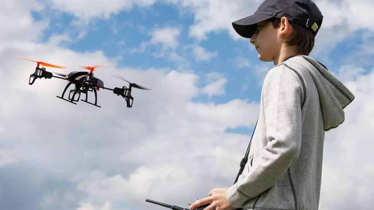 В некоторых школах обучение работе с дронами идет в рамках предмета «Технология»